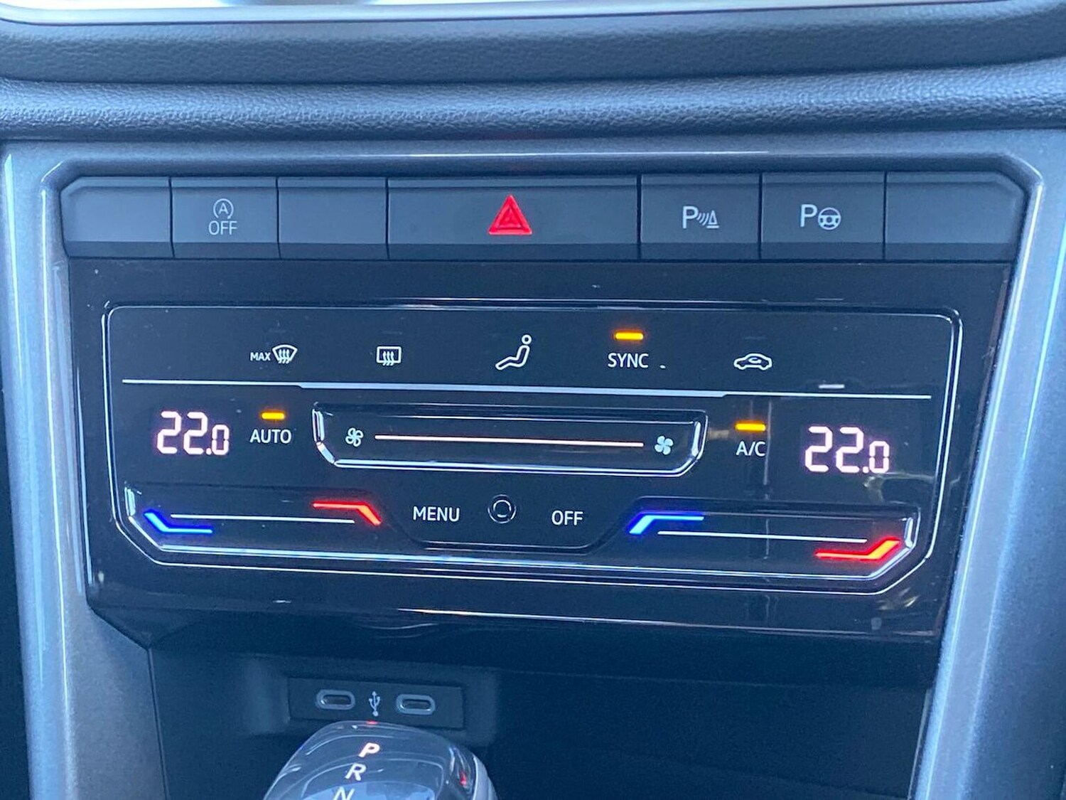 Used Volkswagen T-Roc 2023 for sale - 78195920: Photo 12