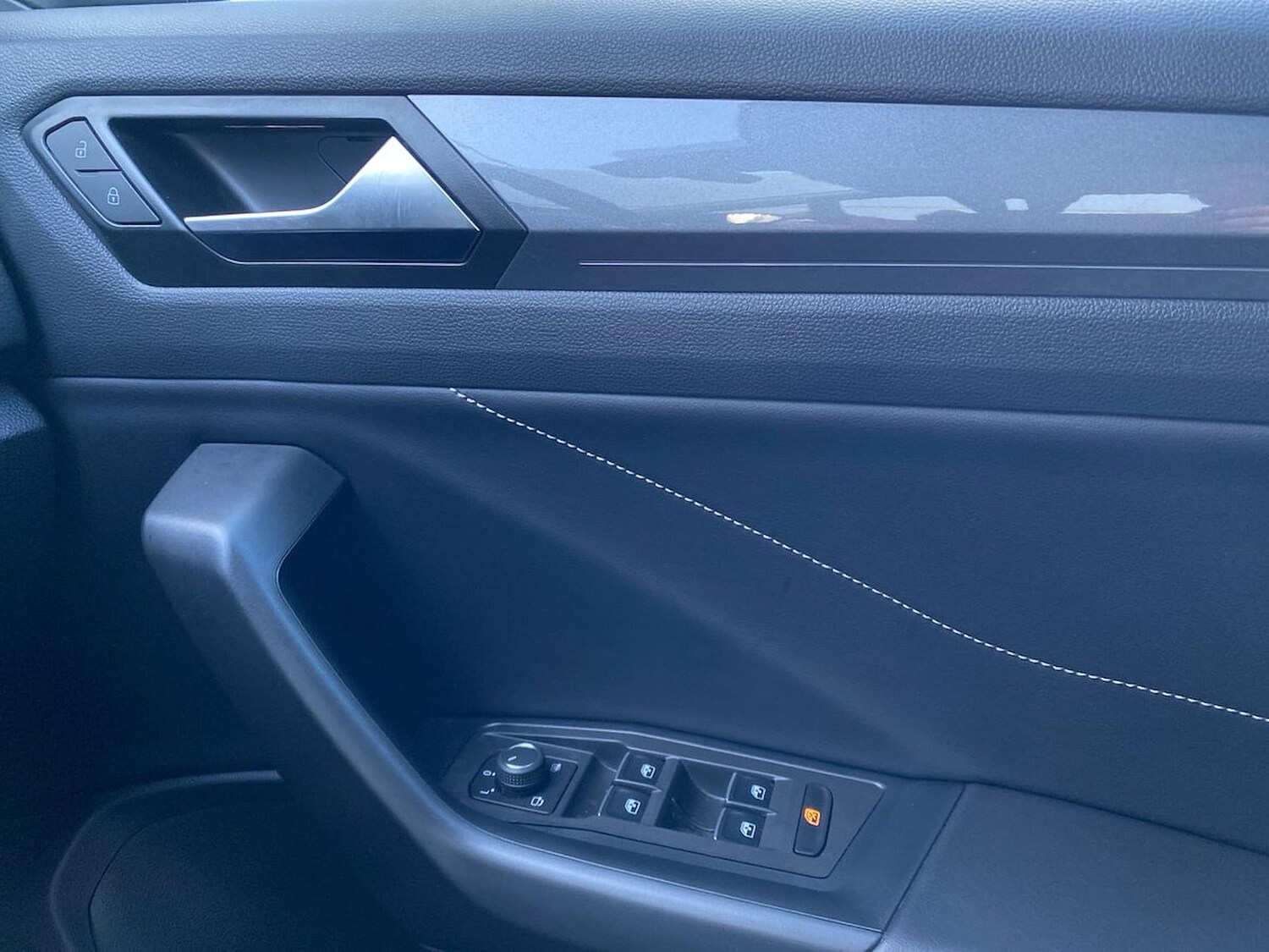 Used Volkswagen T-Roc 2023 for sale - 78195920: Photo 21