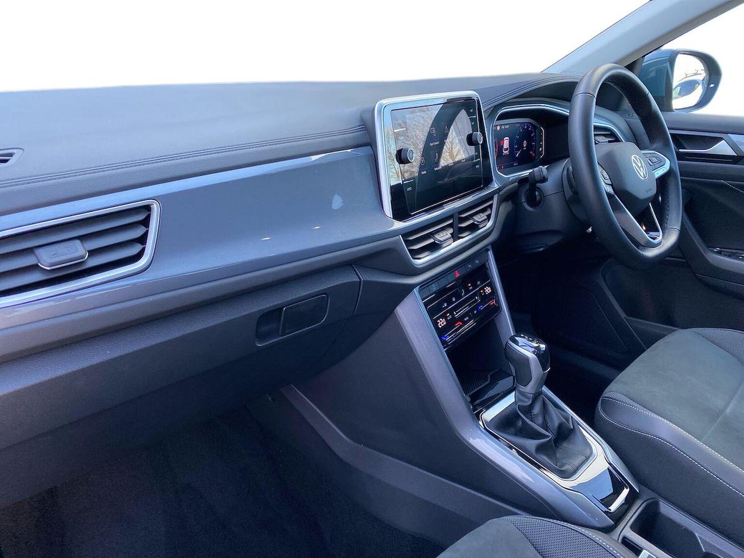 Used Volkswagen T-Roc 2023 for sale - 78195920: Photo 7