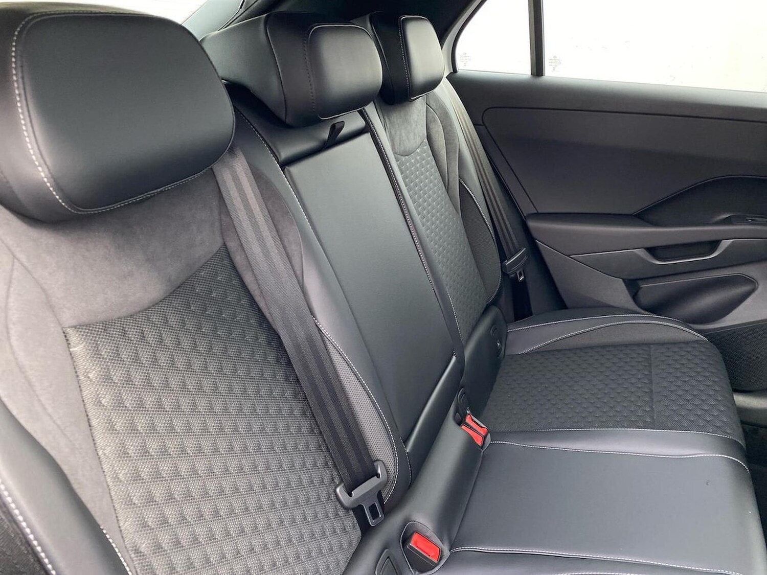 Used Volkswagen T-Roc 2026 for sale - 78195943: Photo 16