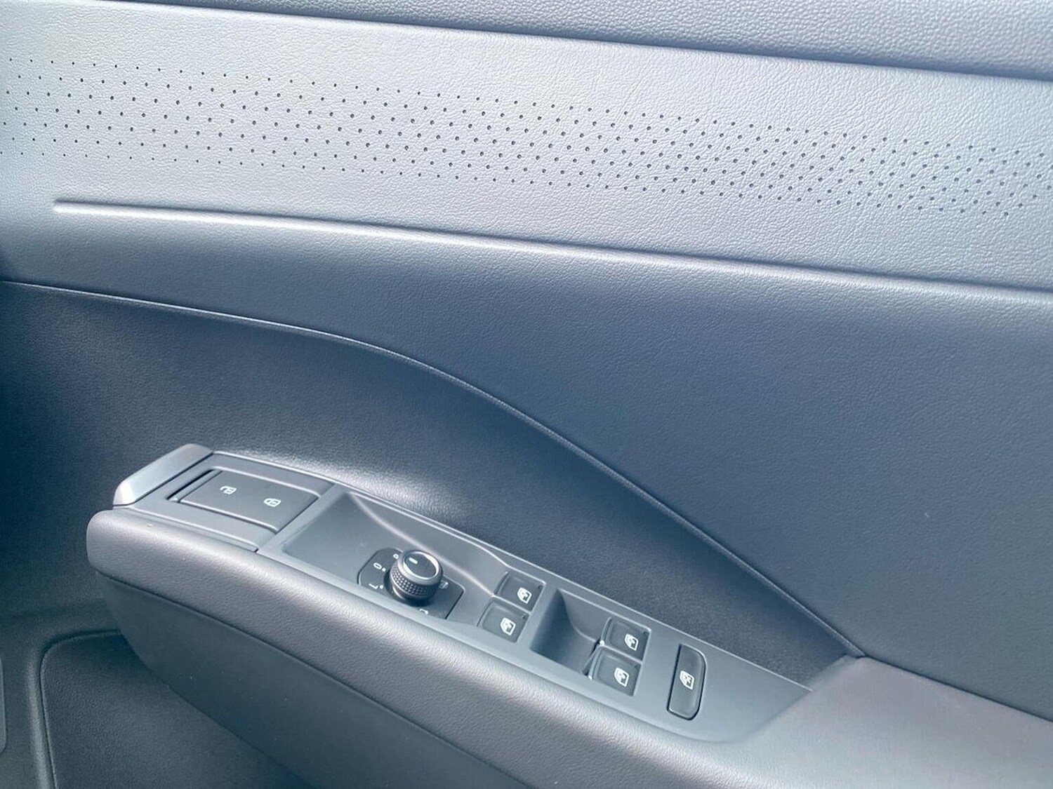 Used Volkswagen T-Roc 2026 for sale - 78195943: Photo 21