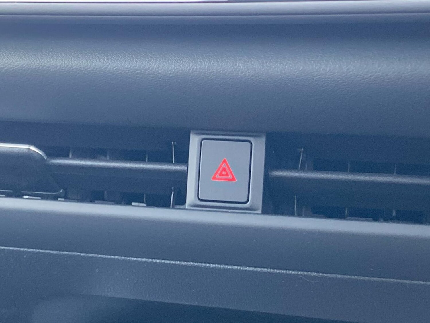 Used Volkswagen T-Roc 2026 for sale - 78195943: Photo 22