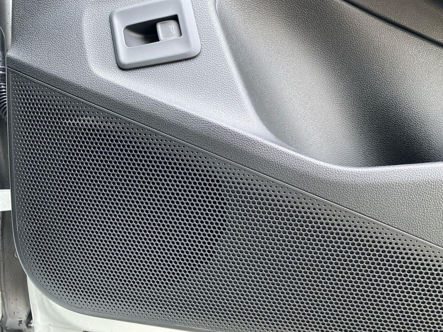 Used Volkswagen T-Roc 2026 for sale - 78195943: Photo 31