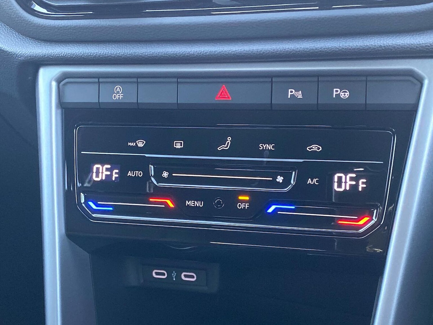 Used Volkswagen T-Roc 2025 for sale - 77488125: Photo 12