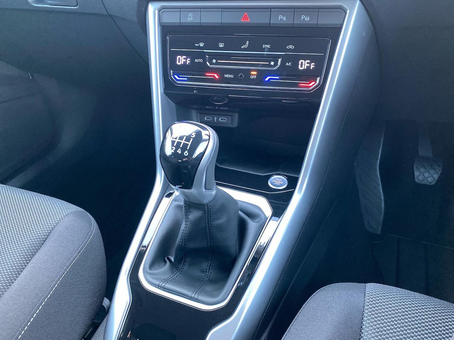 Used Volkswagen T-Roc 2025 for sale - 77488125: Photo 13