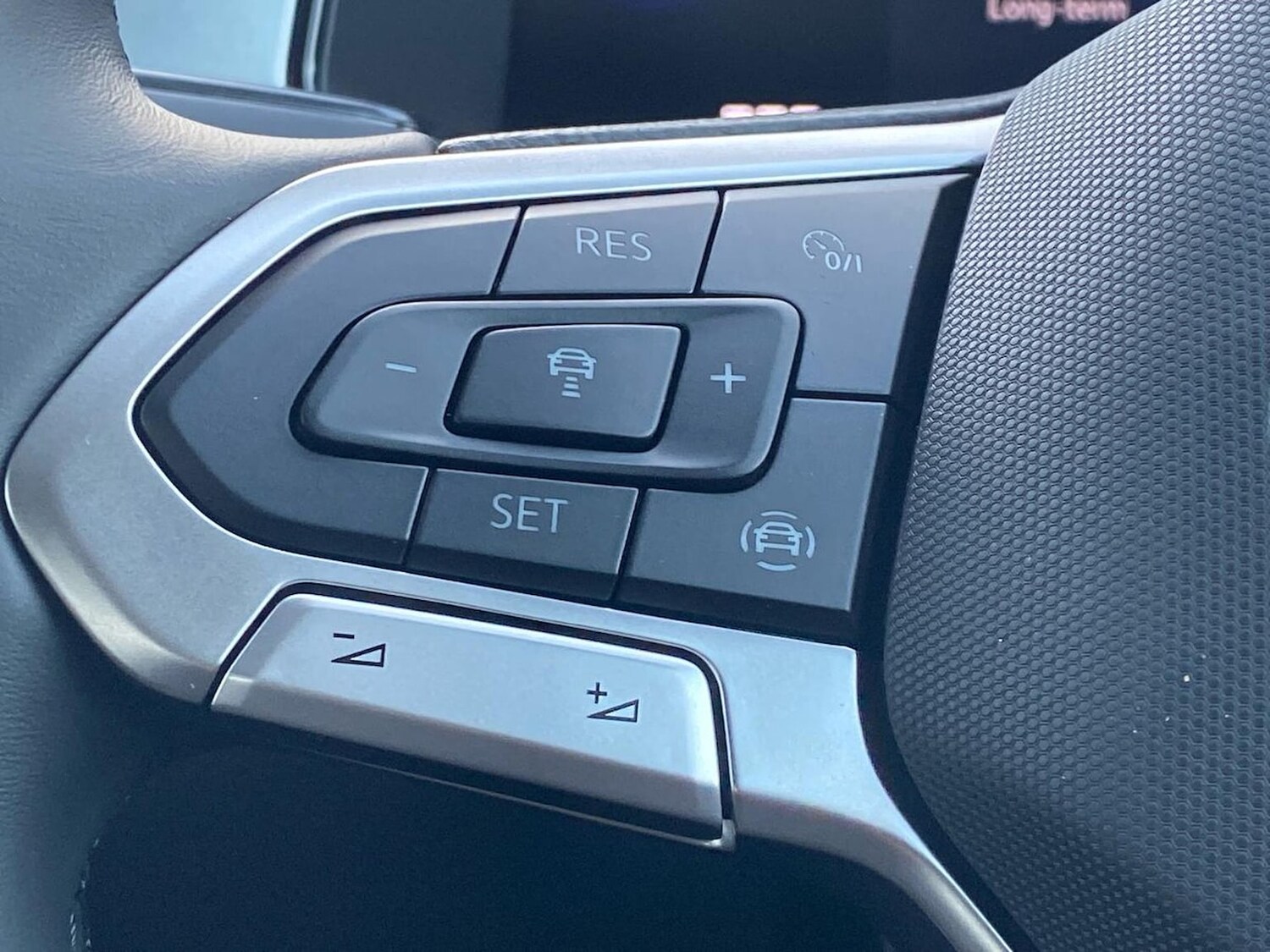 Used Volkswagen T-Roc 2025 for sale - 77488125: Photo 26