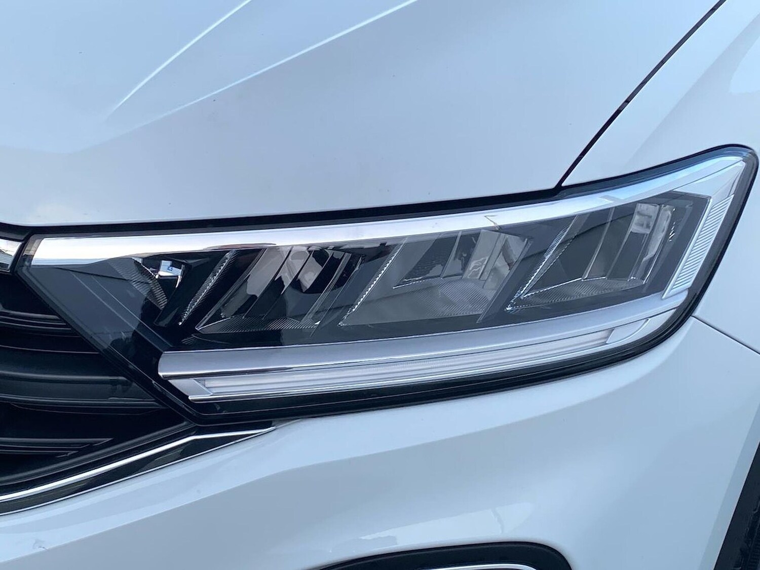 Used Volkswagen T-Roc 2025 for sale - 77488125: Photo 31