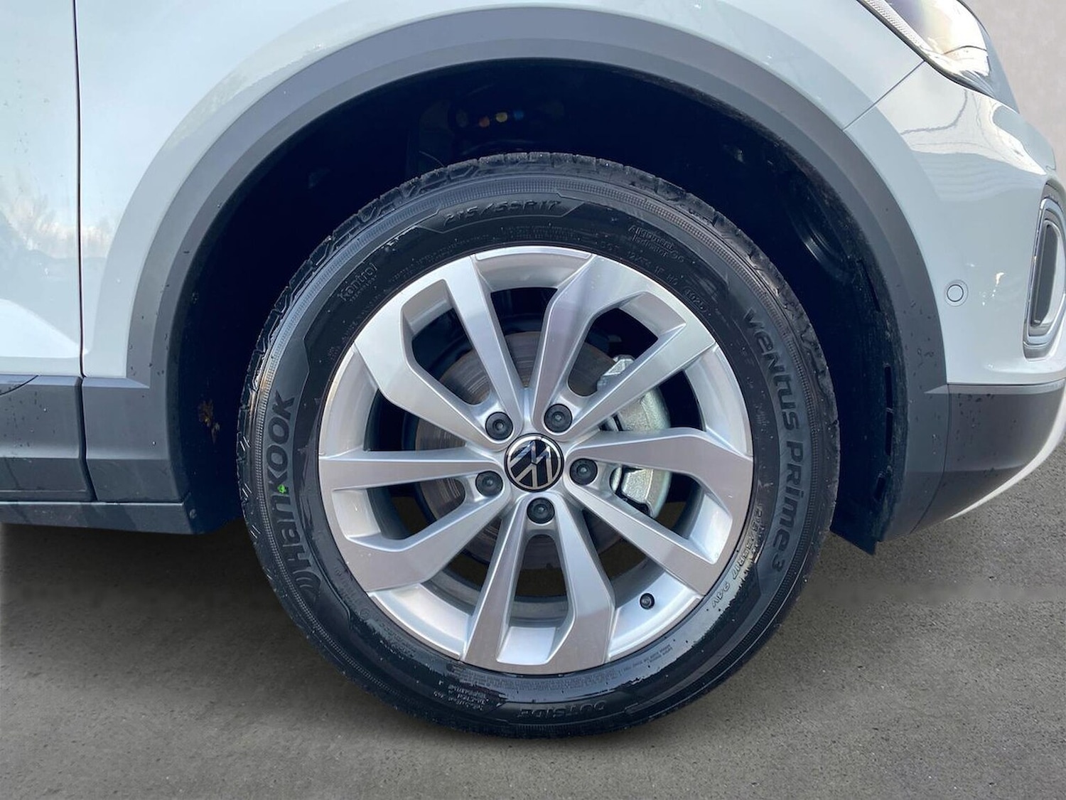 Used Volkswagen T-Roc 2025 for sale - 77488125: Photo 6