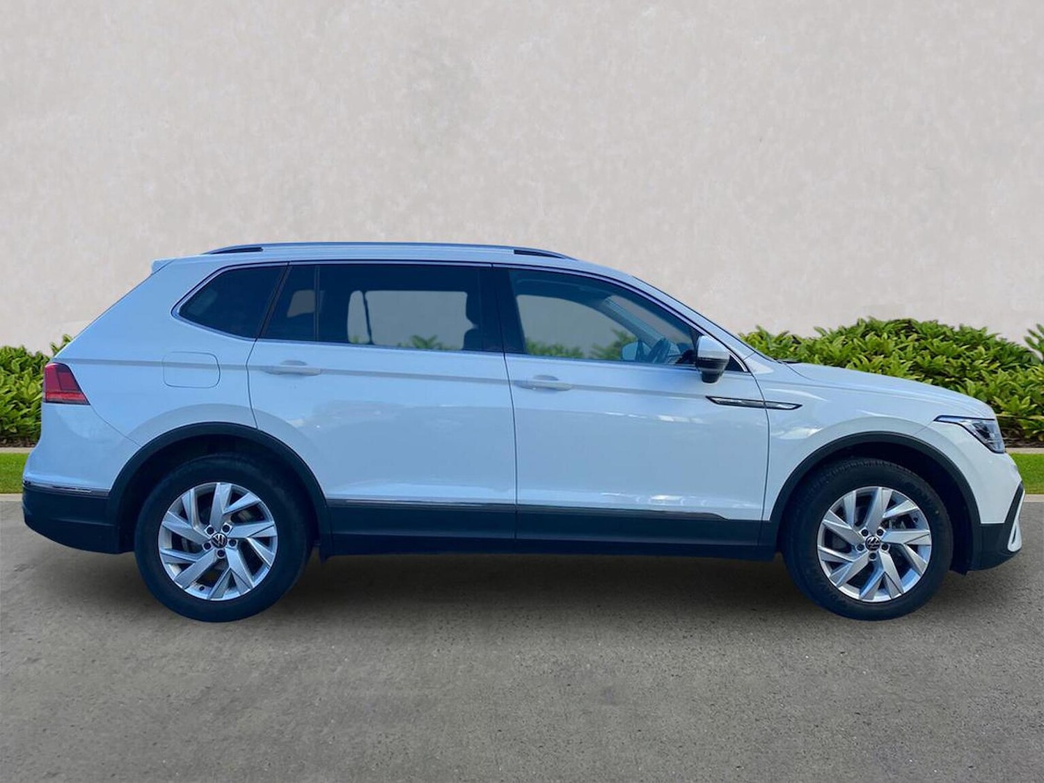Used Volkswagen Tiguan Allspace 2023 for sale - 78060591: Photo 3