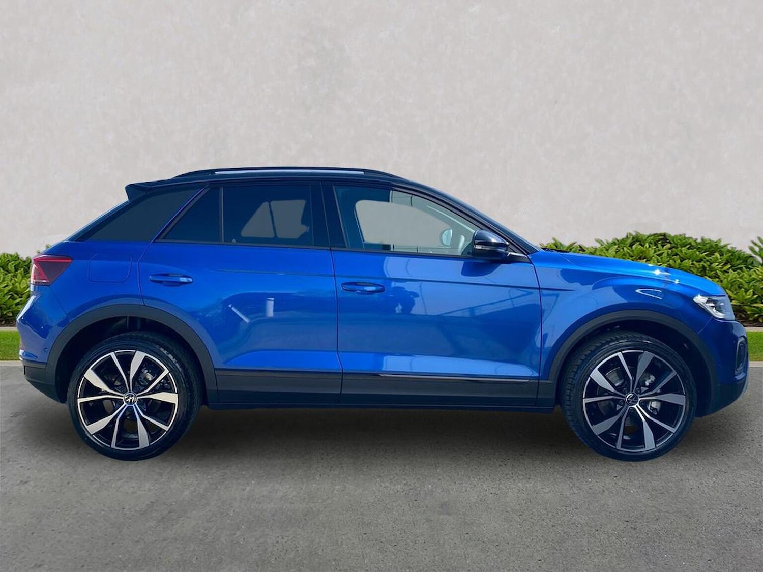 Used Volkswagen T-Roc 2026 for sale - 78195957: Photo 3