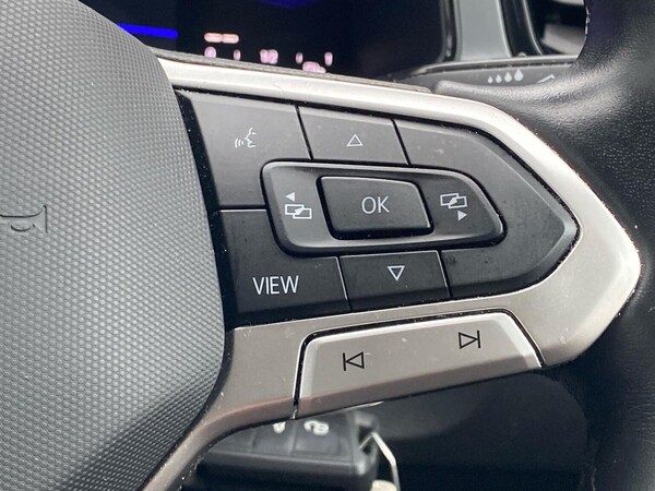 Used Volkswagen T-Roc 2022 for sale - 76182448: Photo 25