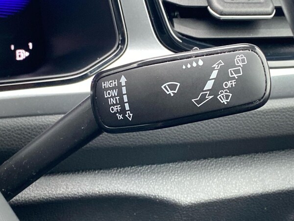 Used Volkswagen T-Roc 2022 for sale - 76182448: Photo 27