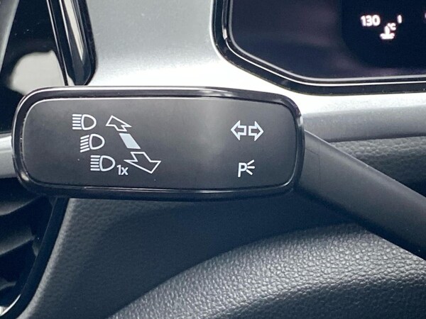Used Volkswagen T-Roc 2022 for sale - 76182448: Photo 28