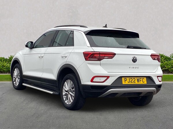 Used Volkswagen T-Roc 2022 for sale - 76182448: Photo 2