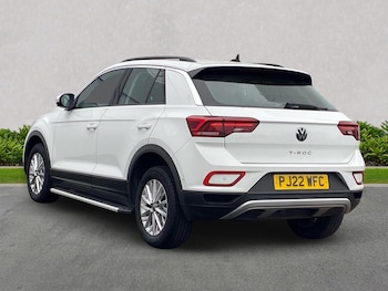 Used Volkswagen T-Roc 2022 for sale - 76182448: Photo 2