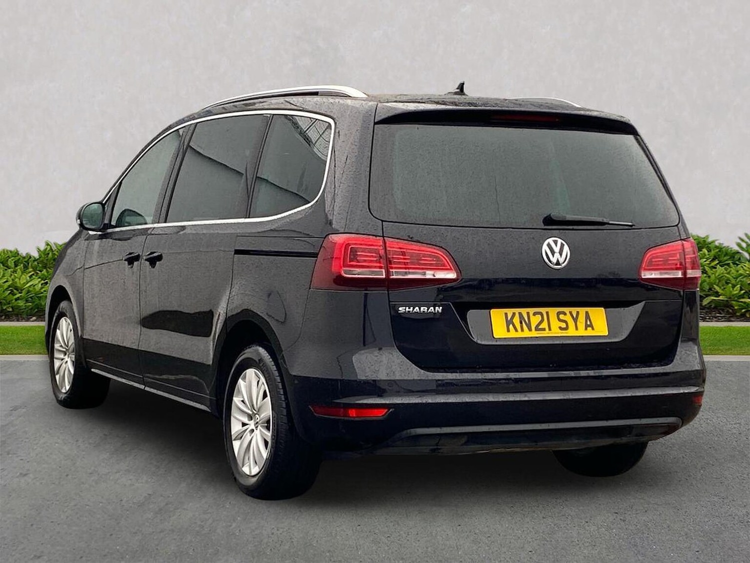 Used Volkswagen Sharan 2021 for sale - 76450533: Photo 2