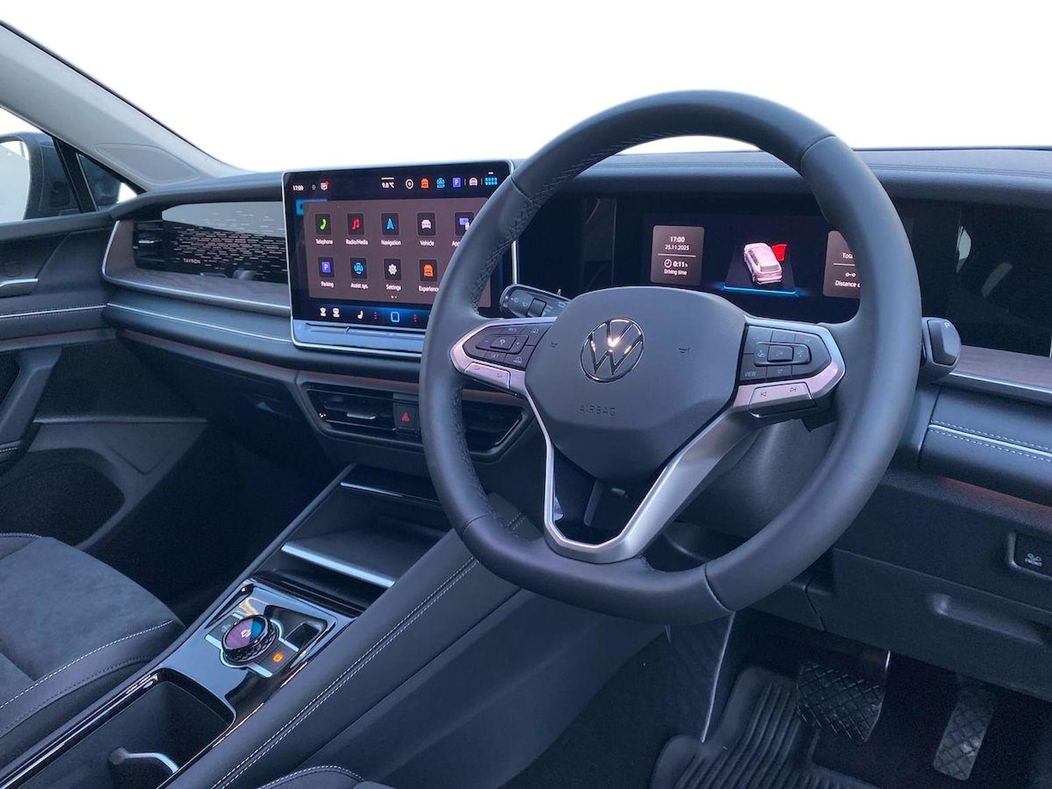 Used Volkswagen Touran 2025 for sale - 77488195: Photo 15