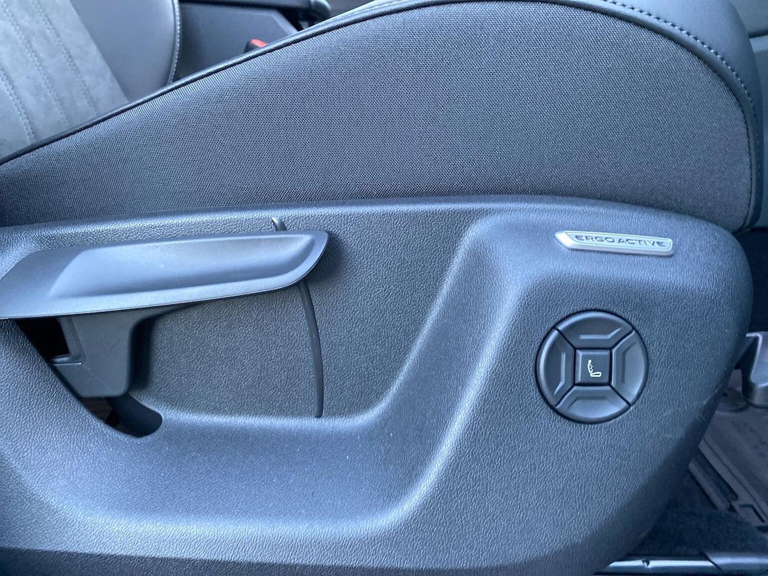 Used Volkswagen Touran 2025 for sale - 77488195: Photo 30