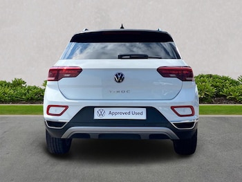Used Volkswagen T-Roc 2022 for sale - 79251876: Photo