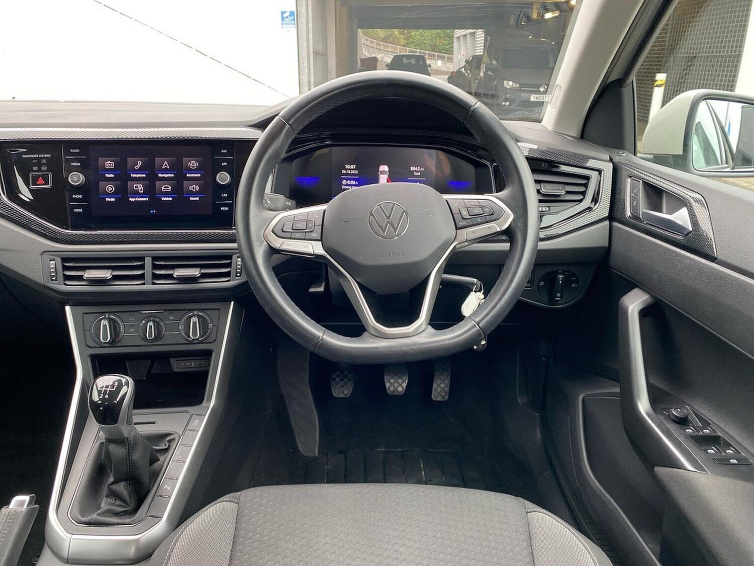 Used Volkswagen Polo 2023 for sale - 76182446: Photo 9