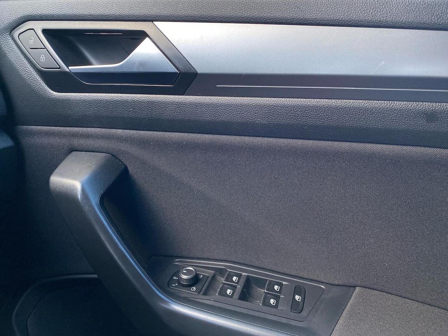 Used Volkswagen T-Roc 2021 for sale - 76628212: Photo 21