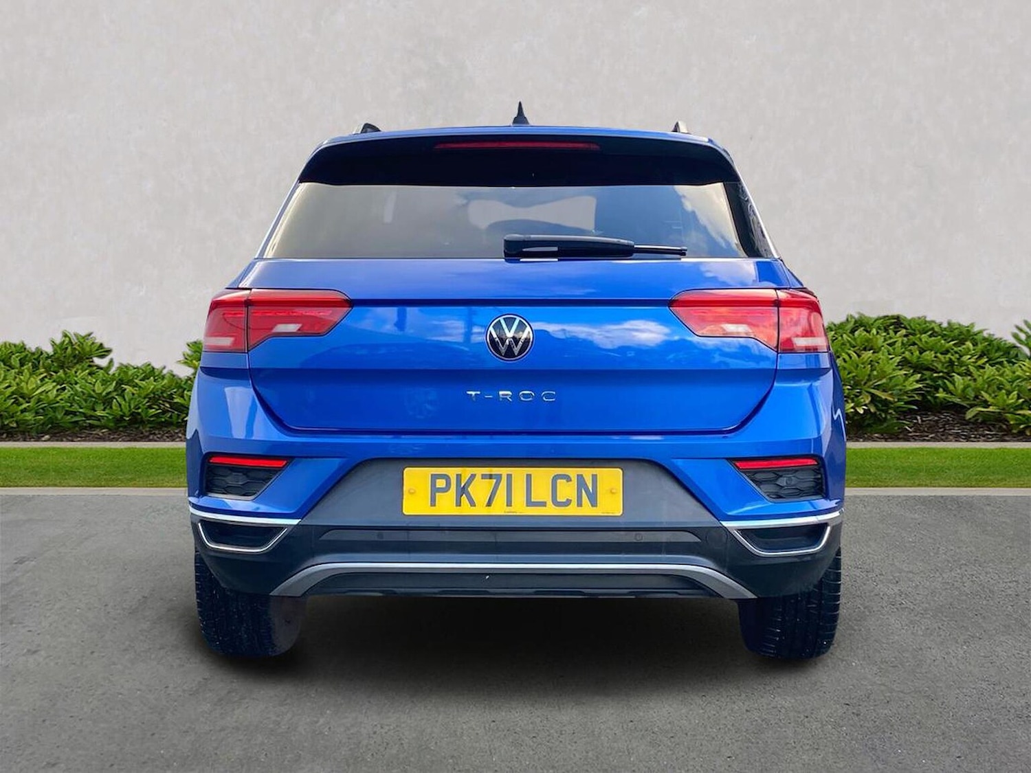 Used Volkswagen T-Roc 2021 for sale - 76628212: Photo 4