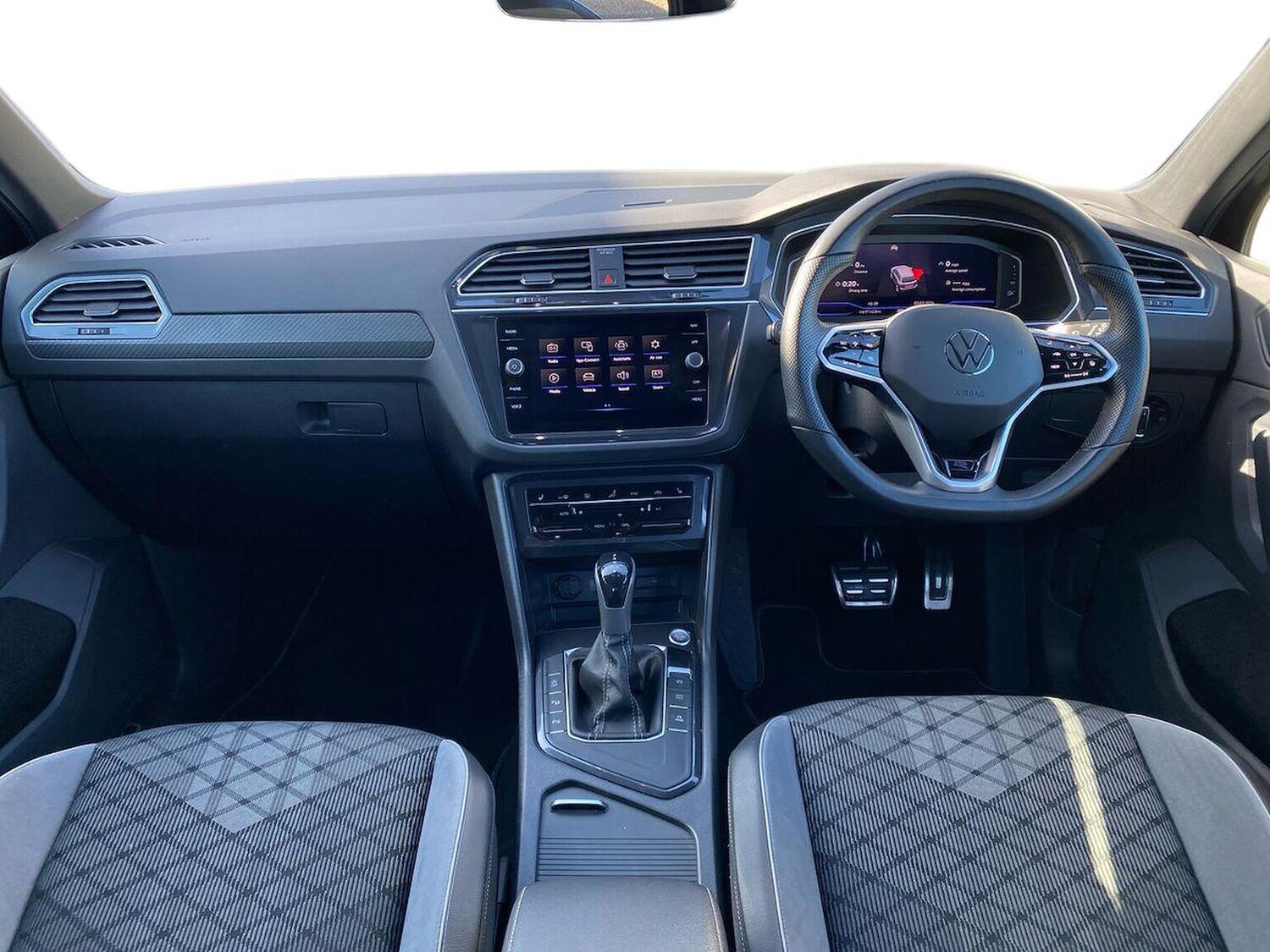 Used Volkswagen Tiguan 2023 for sale - 78195898: Photo 8