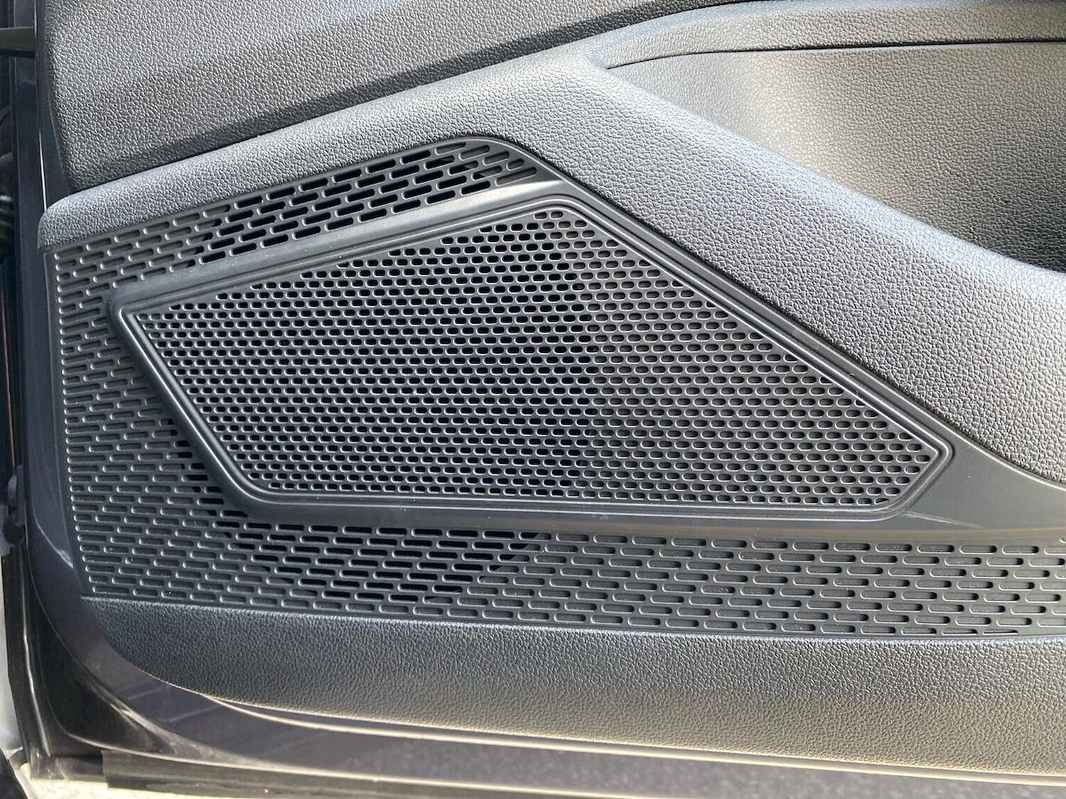 Used Volkswagen Polo 2022 for sale - 76149475: Photo 29