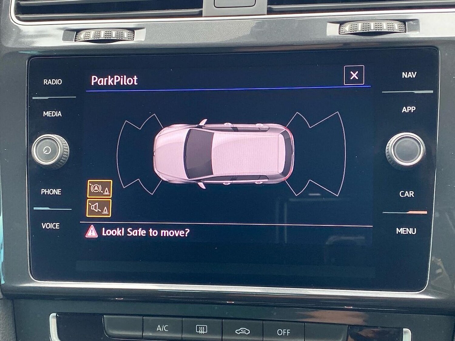 Used Volkswagen Golf 2019 for sale - 76149474: Photo 23
