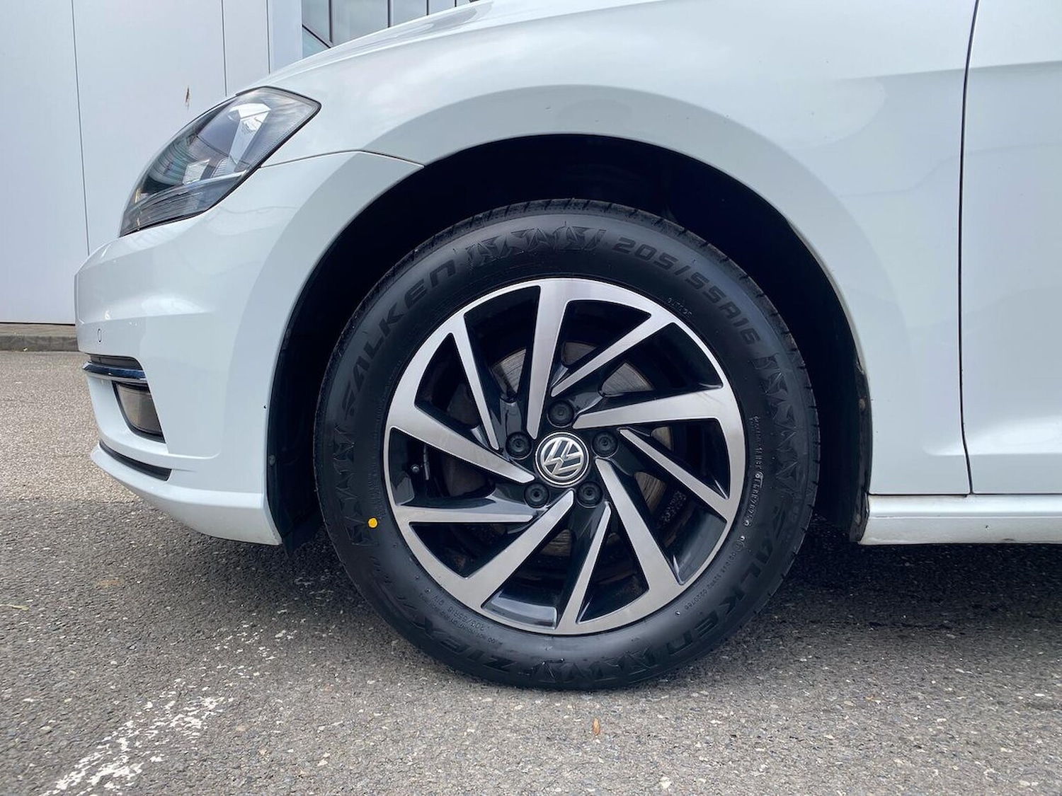 Used Volkswagen Golf 2019 for sale - 76149474: Photo 6