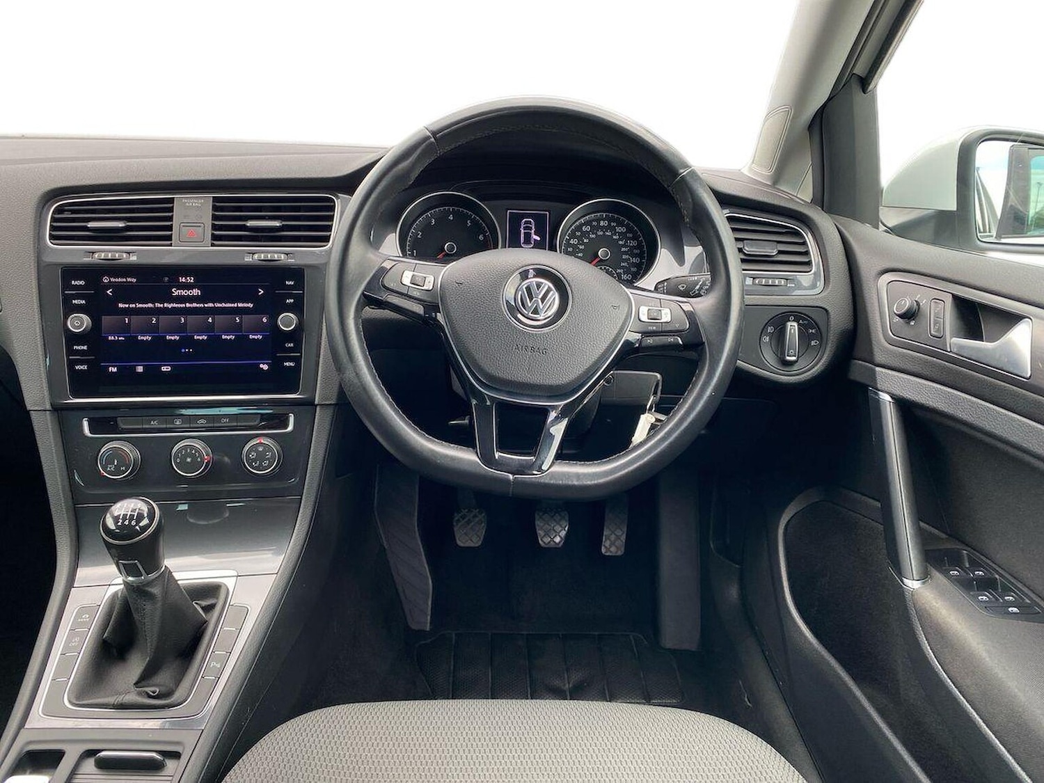 Used Volkswagen Golf 2019 for sale - 76149474: Photo 9