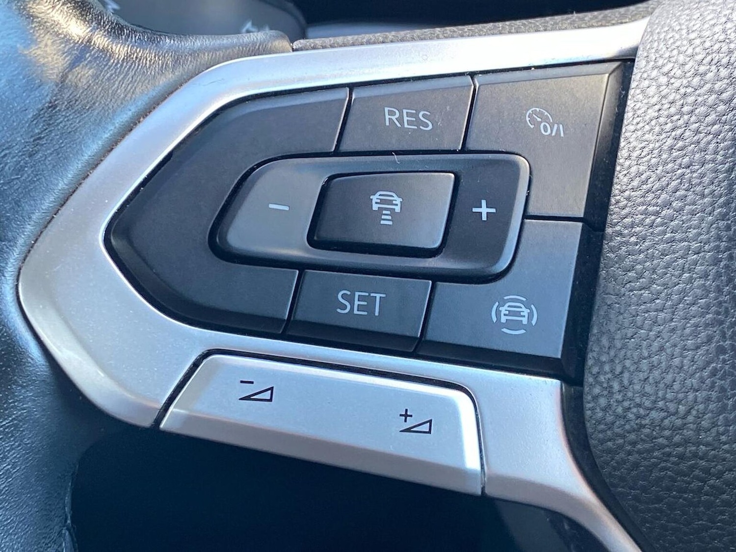 Used Volkswagen Golf 2021 for sale - 76342957: Photo 26