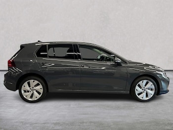 Used Volkswagen Golf 2026 for sale - 78992546: Photo