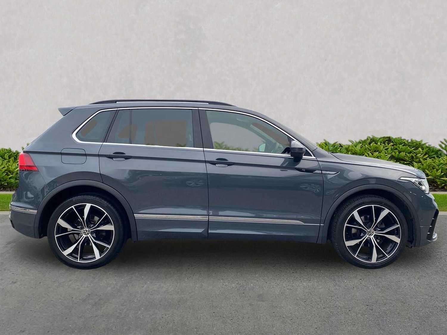 Used Volkswagen Tiguan 2022 for sale - 76387252: Photo 3