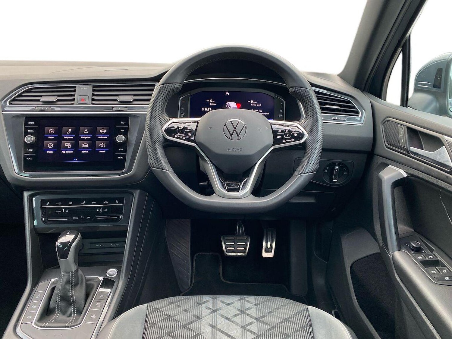 Used Volkswagen Tiguan 2022 for sale - 76387252: Photo 9