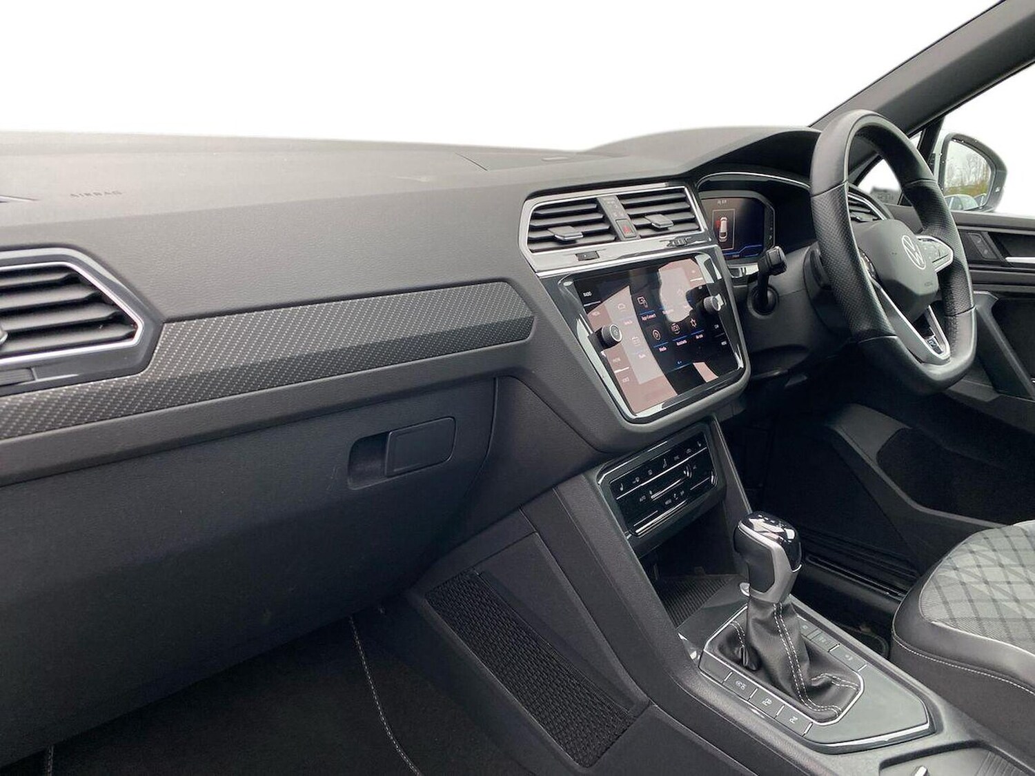 Used Volkswagen Tiguan 2023 for sale - 78195933: Photo 7