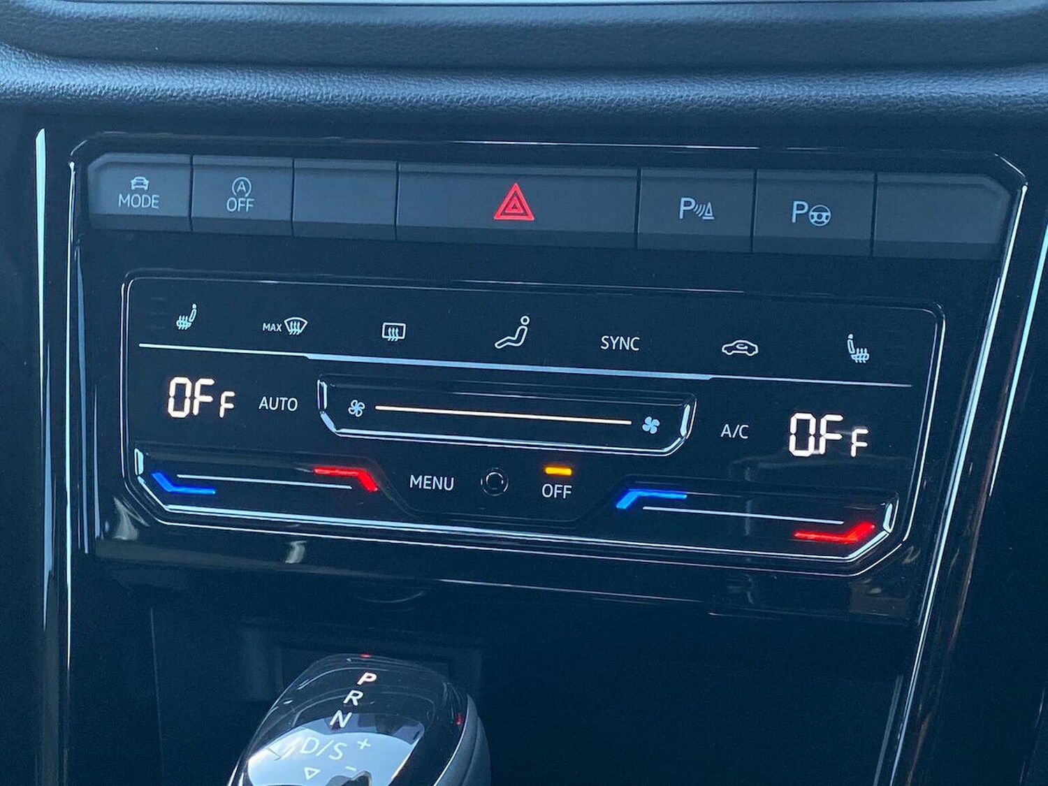 Used Volkswagen T-Roc 2025 for sale - 77488121: Photo 12