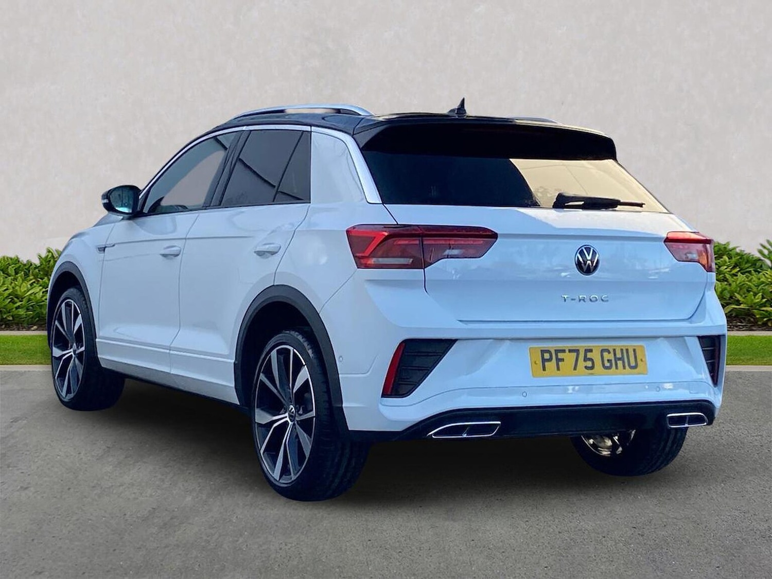 Used Volkswagen T-Roc 2025 for sale - 77488121: Photo 2