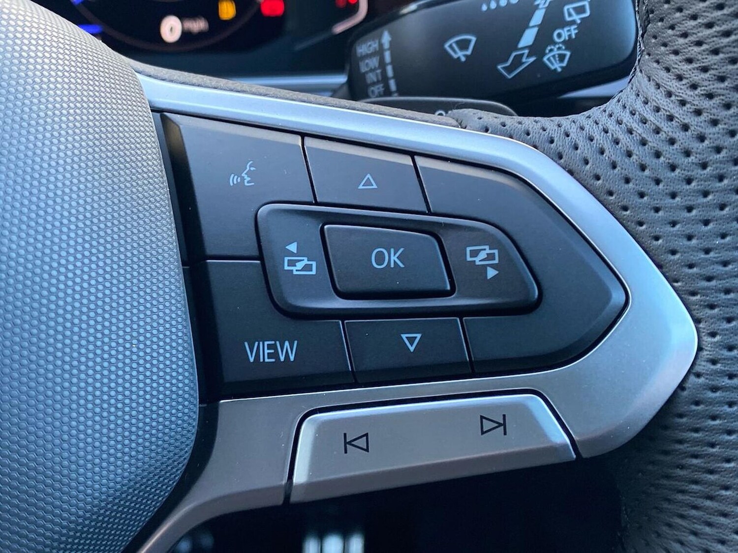 Used Volkswagen T-Roc 2025 for sale - 77488121: Photo 26