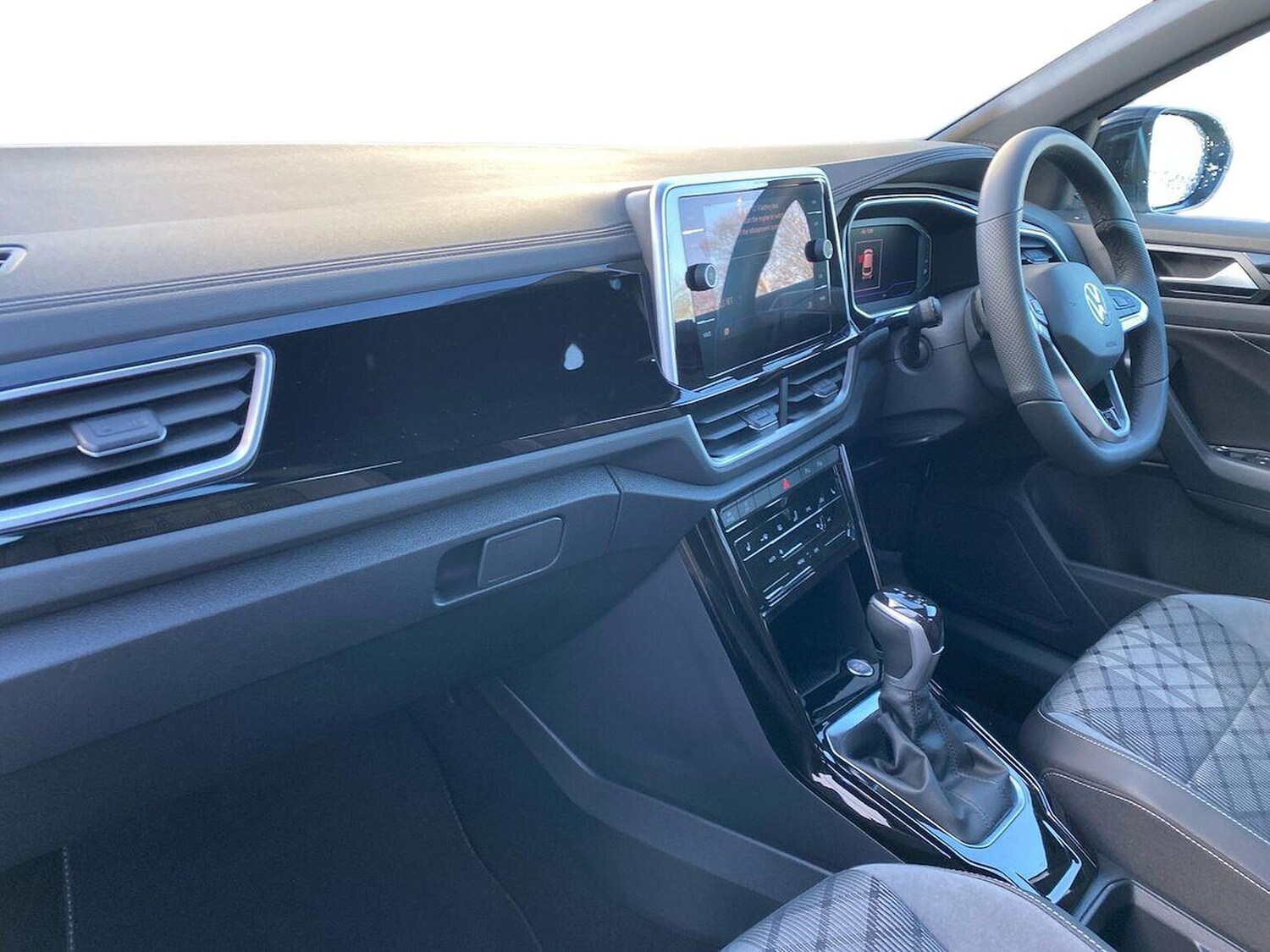 Used Volkswagen T-Roc 2025 for sale - 77488121: Photo 7