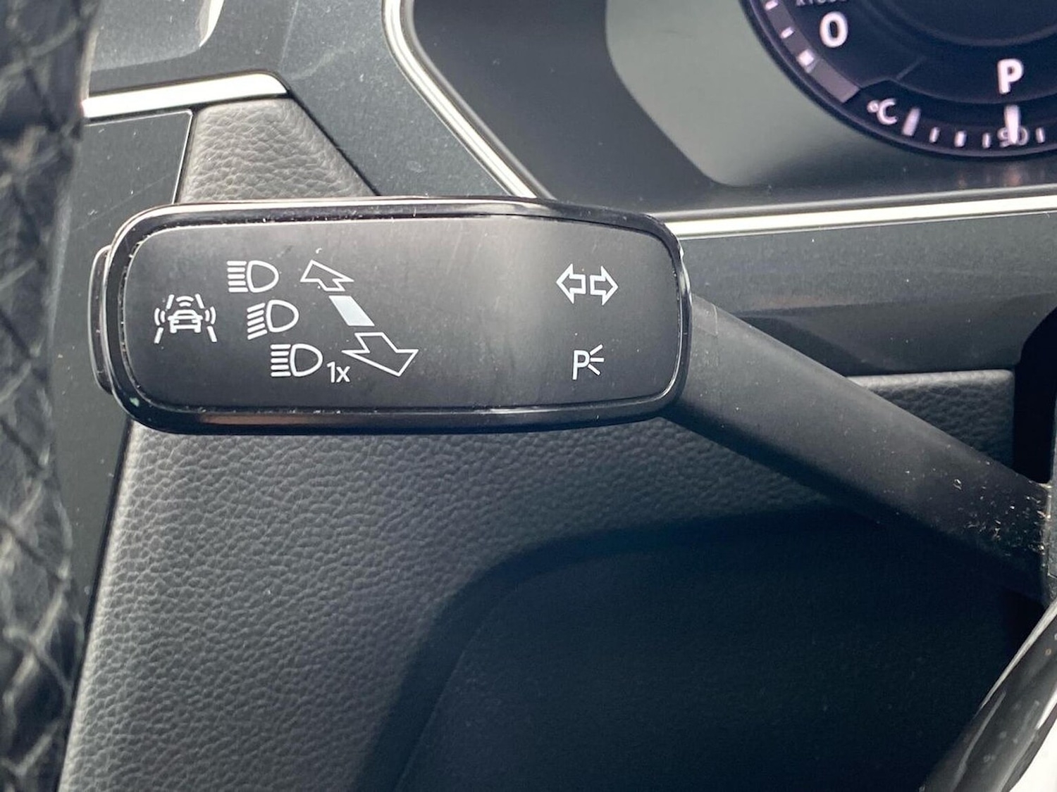 Used Volkswagen Tiguan 2018 for sale - 76011042: Photo 29