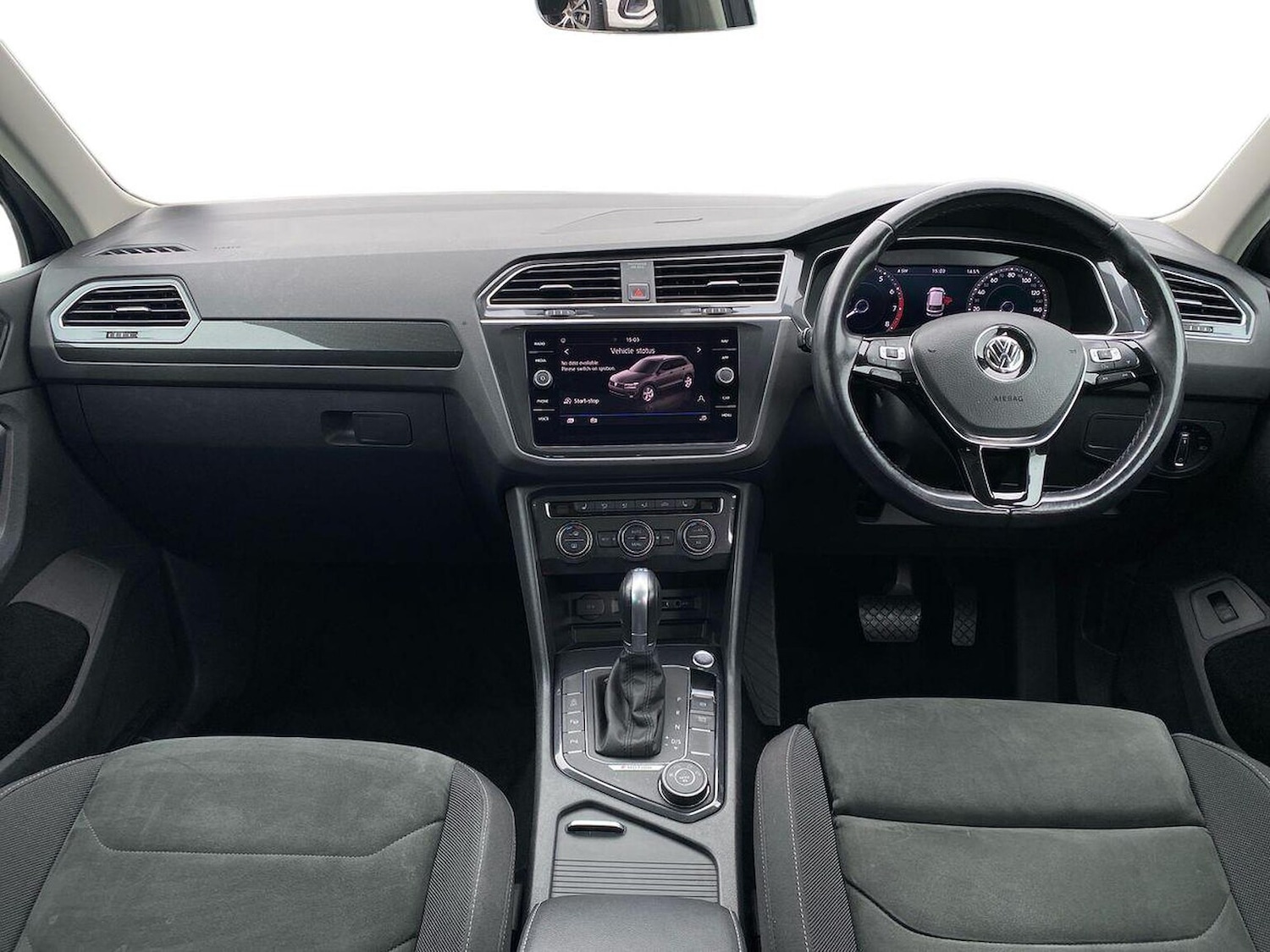 Used Volkswagen Tiguan 2018 for sale - 76011042: Photo 8