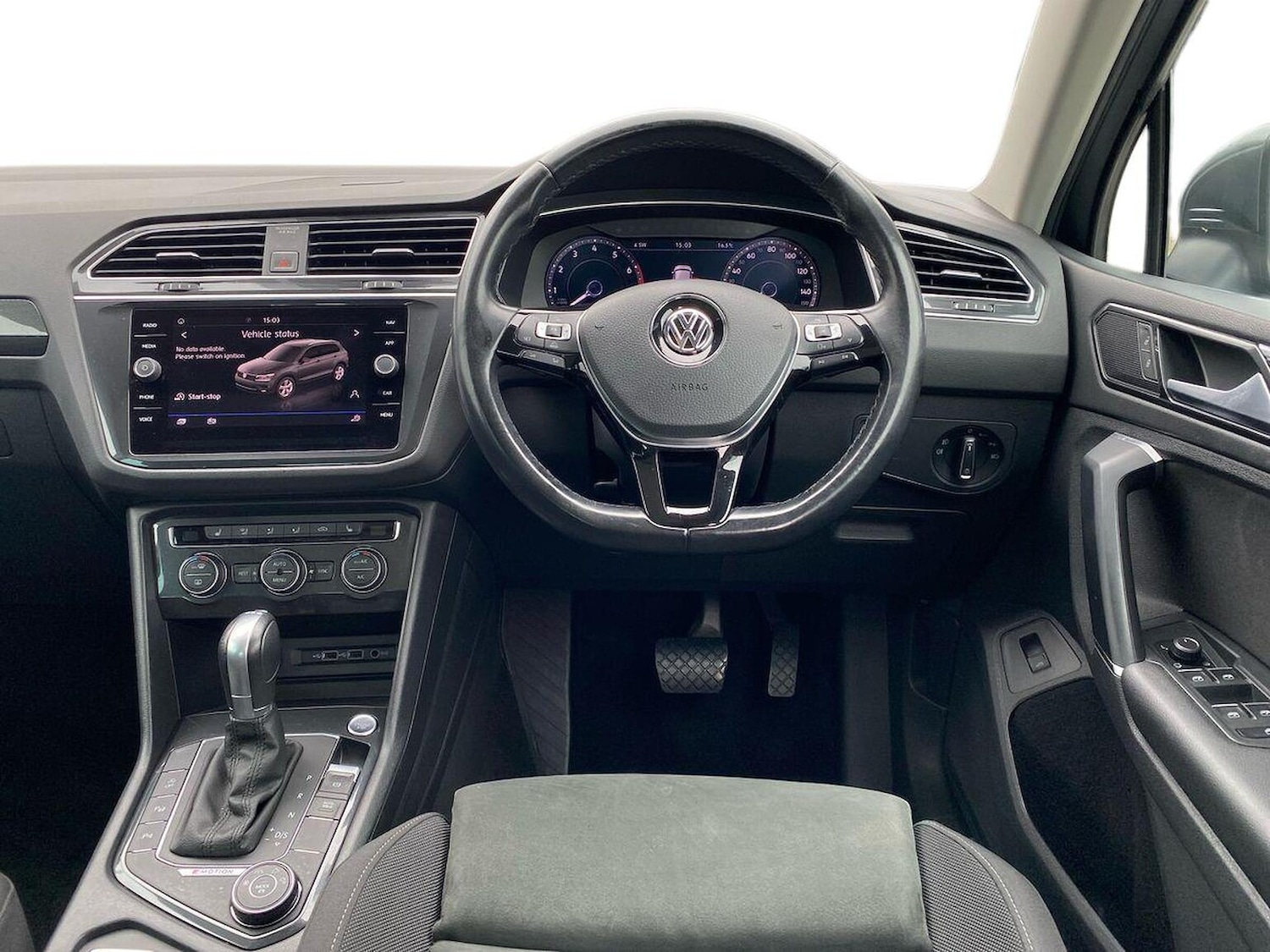Used Volkswagen Tiguan 2018 for sale - 76011042: Photo 9