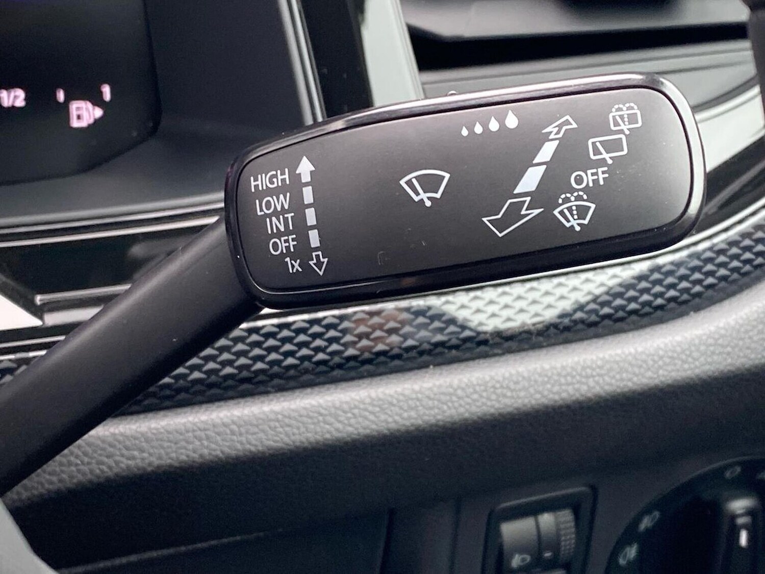 Used Volkswagen Taigo 2025 for sale - 76144296: Photo 27