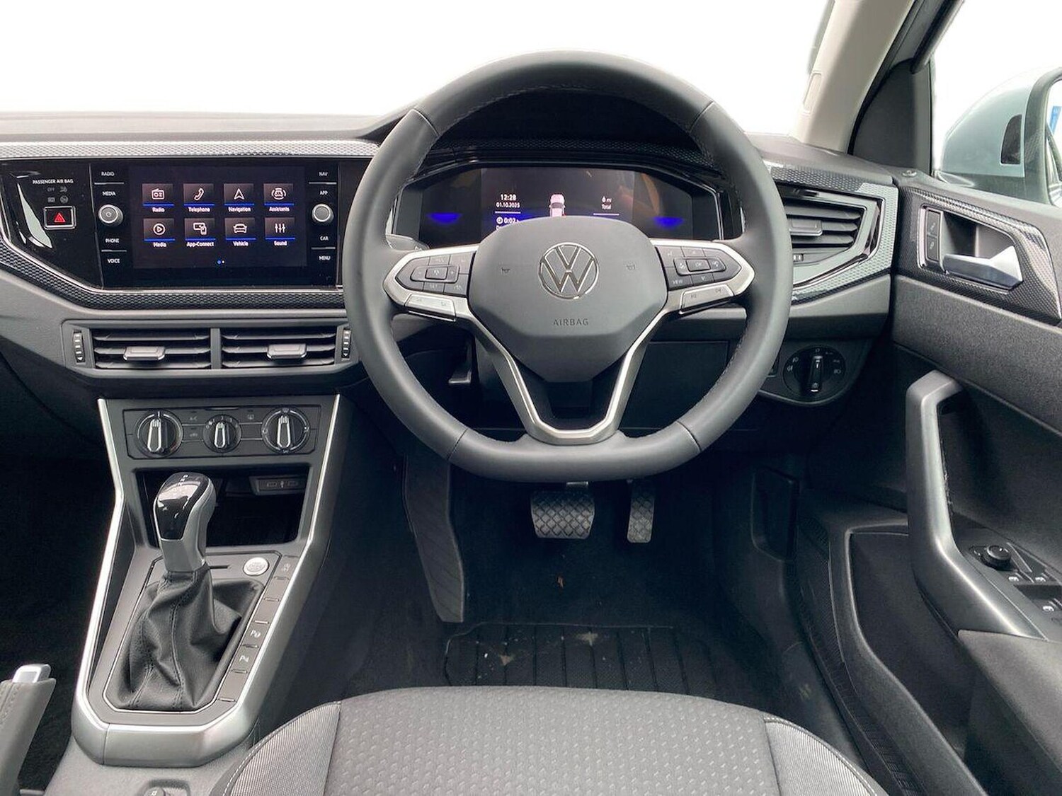 Used Volkswagen Taigo 2025 for sale - 76144296: Photo 9