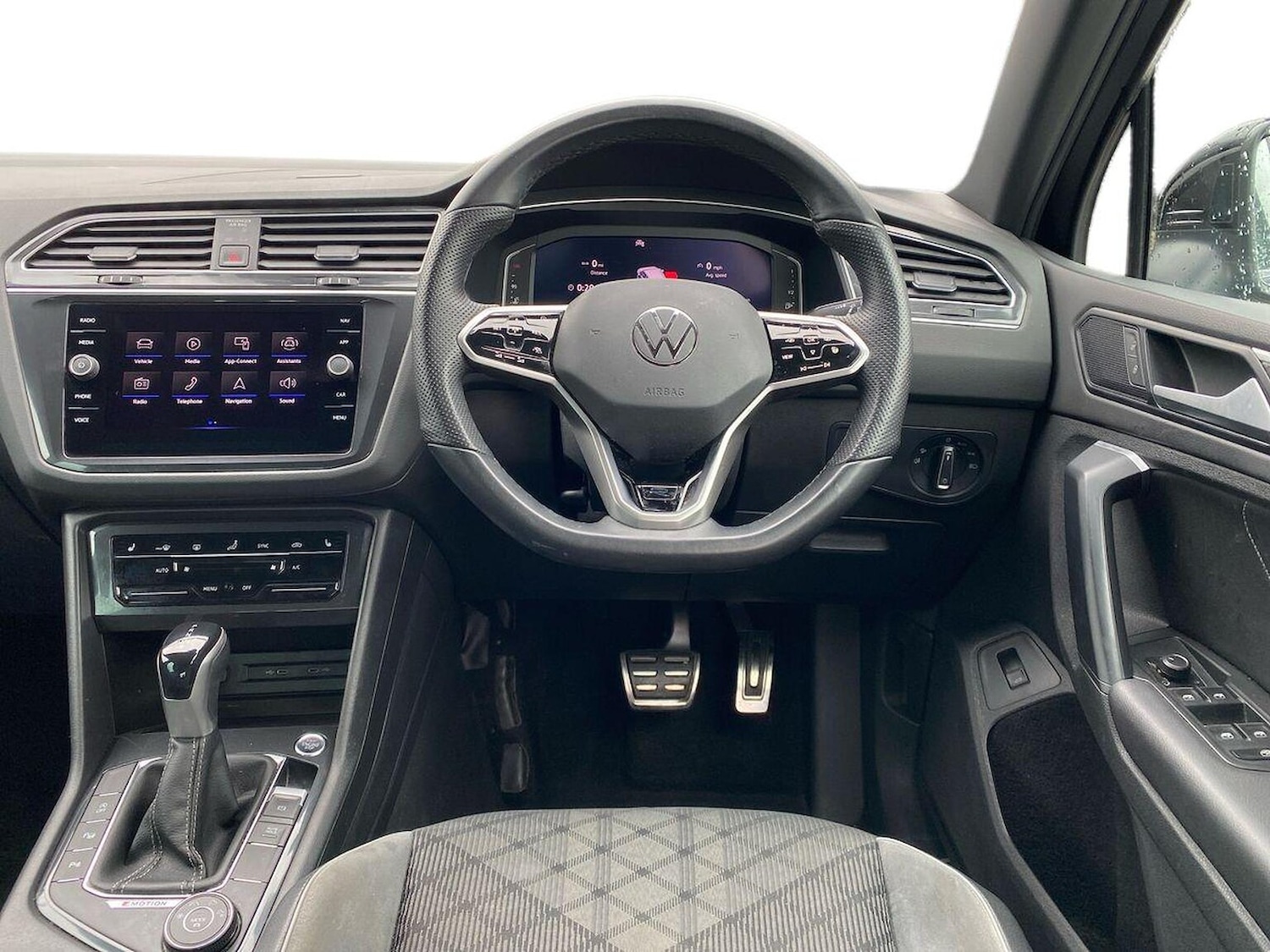 Used Volkswagen Tiguan 2021 for sale - 75956703: Photo 9