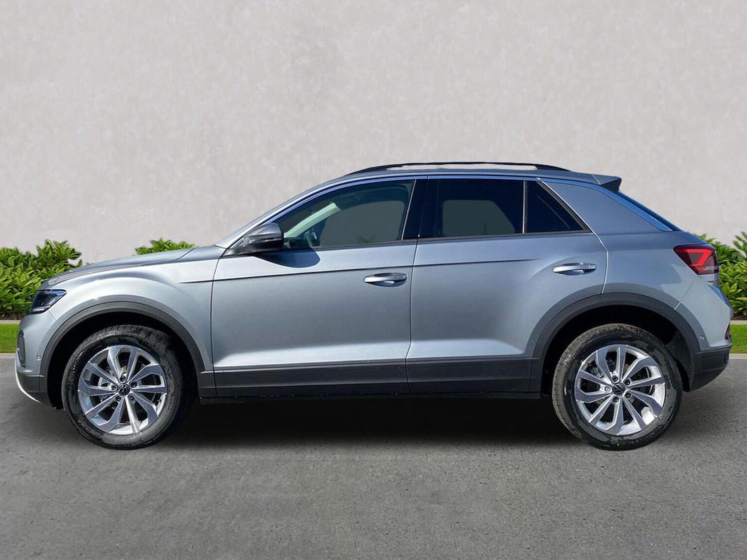 Used Volkswagen T-Roc 2025 for sale - 76142969: Photo 19
