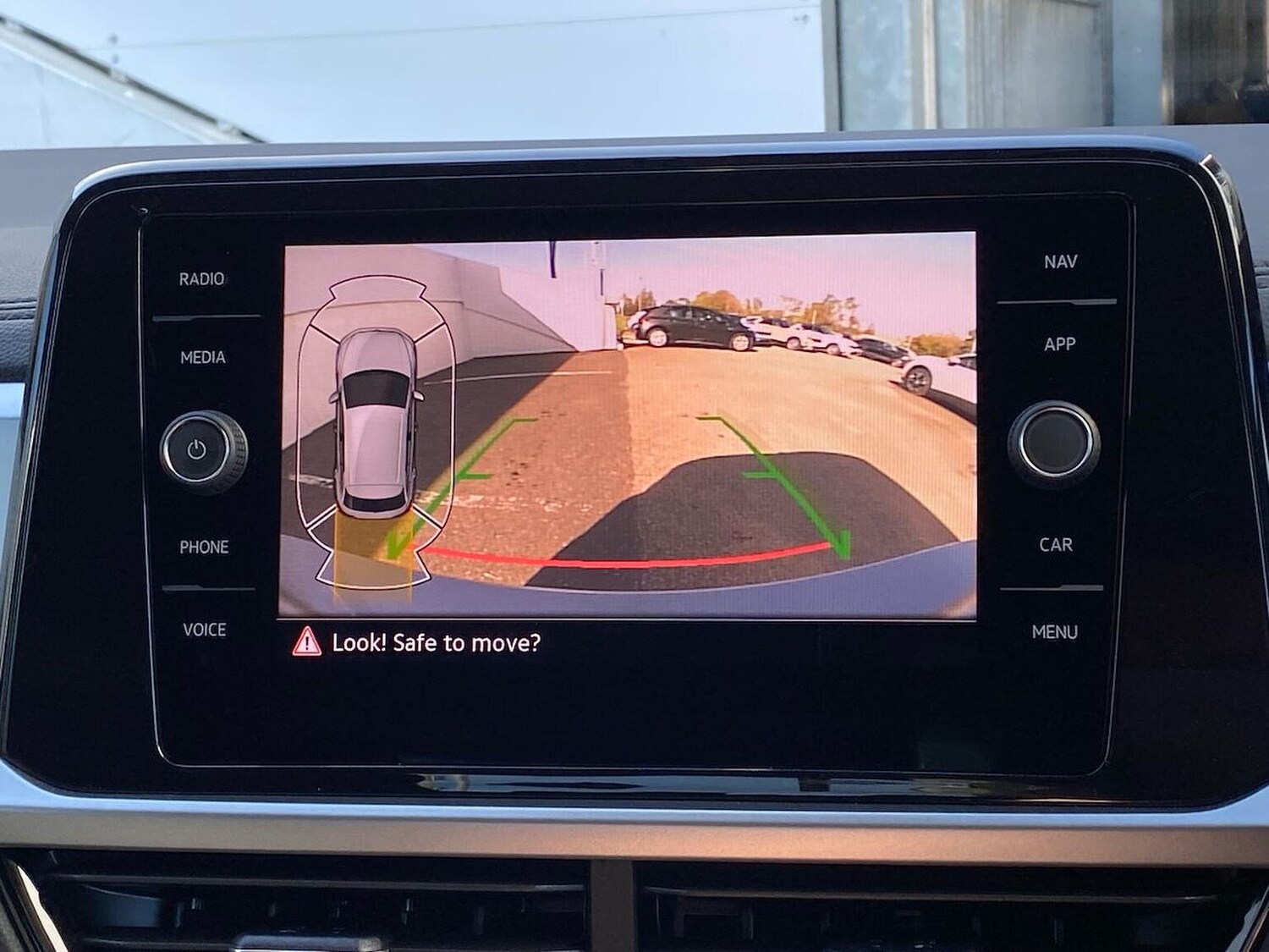 Used Volkswagen T-Roc 2025 for sale - 76142969: Photo 23