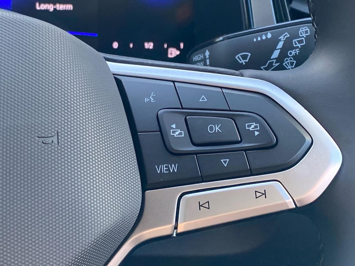 Used Volkswagen T-Roc 2025 for sale - 76142969: Photo 25