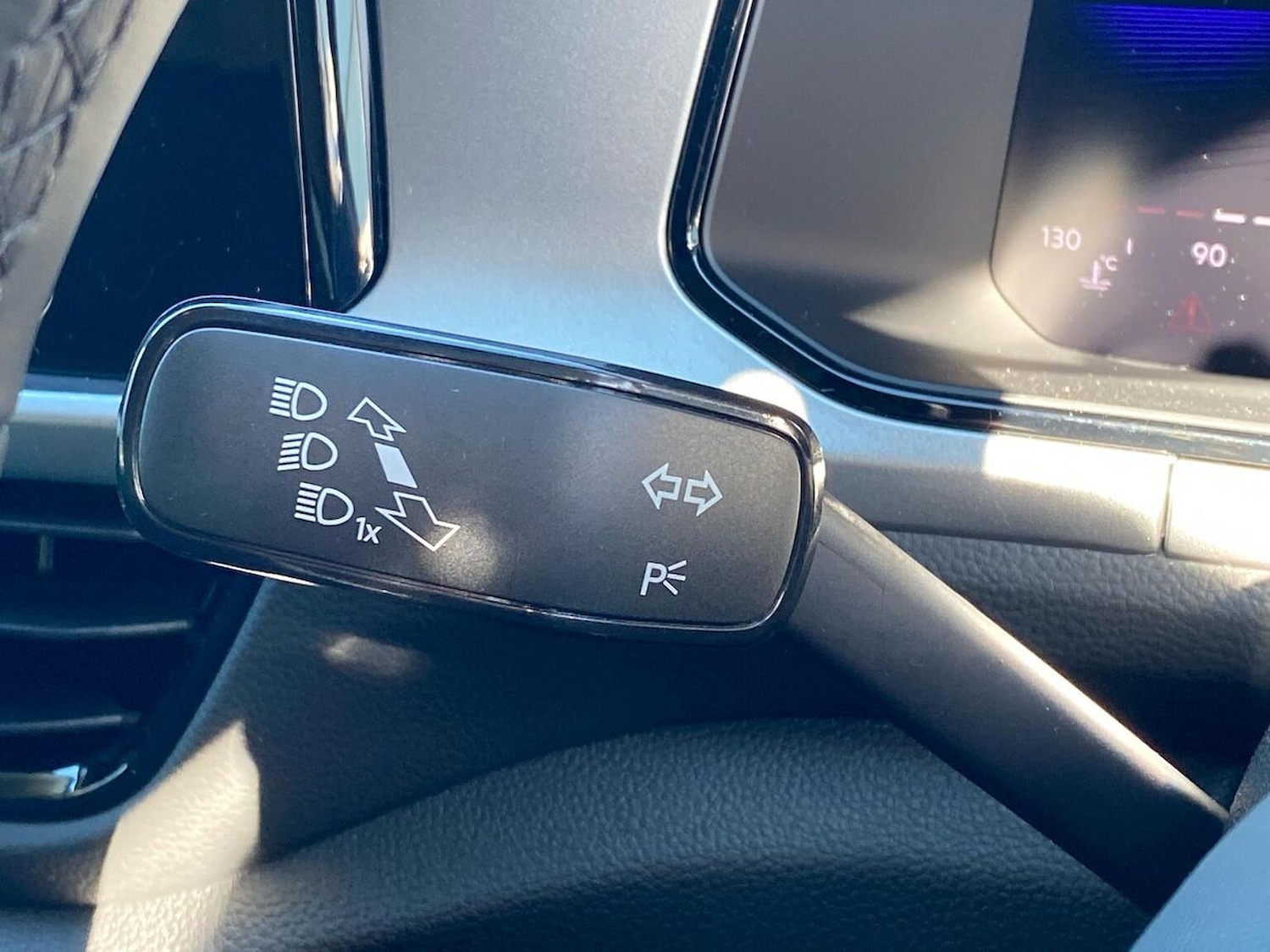 Used Volkswagen T-Roc 2025 for sale - 76142969: Photo 28